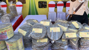 Nghi Hoa quảng bá sản phẩm làng Nghề tại hội chợ Thương Mại Nghi Lộc